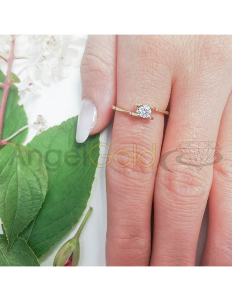 ZŁOTY PIERŚCIONEK ZARĘCZYNOWY PR. 585