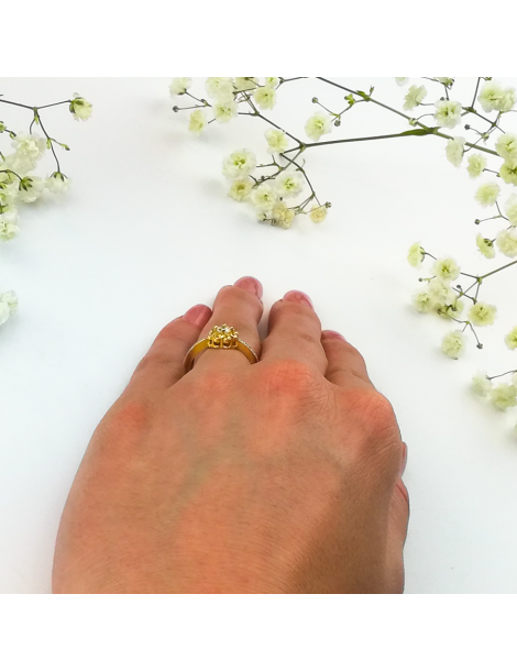 ZŁOTY PIERŚCIONEK ZARĘCZYNOWY KWIAT PR. 333