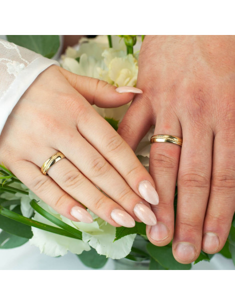 OBRĄCZKI ŚLUBNE DIAMENTOWANE KULECZKI