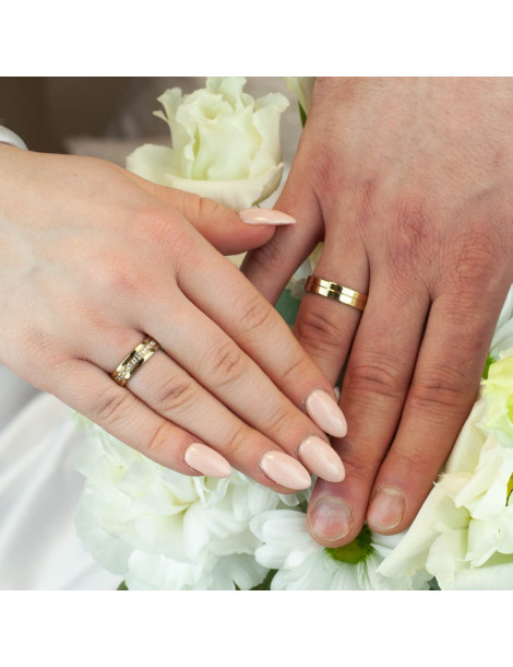 ZŁOTE OBRĄCZKI ŚLUBNE Z DIAMENTAMI