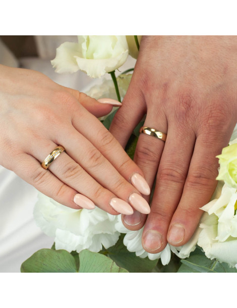 ZŁOTE OBRĄCZKI ŚLUBNE Z BRYLANTAMI