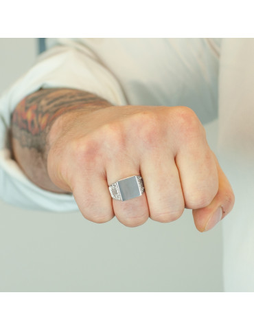 SREBRNY SYGNET Z ORNAMENTAMI PR. 925 + GRAWER