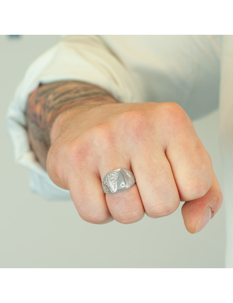 SREBRNY SYGNET Z CYRKONIĄ PR. 925 + GRAWER