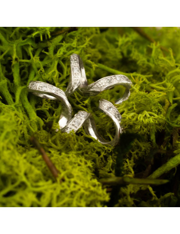 SREBRNY WISIOREK Z CYRKONIAMI PR. 925