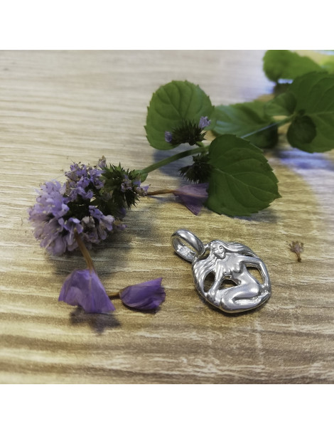 SREBRNY WISIOREK ZNAK ZODIAKU PANNA