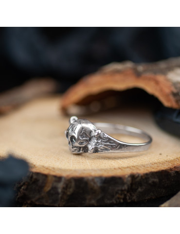 SREBRNY PIERŚCIEŃ CZASZKA PIRACKA PRÓBA 925