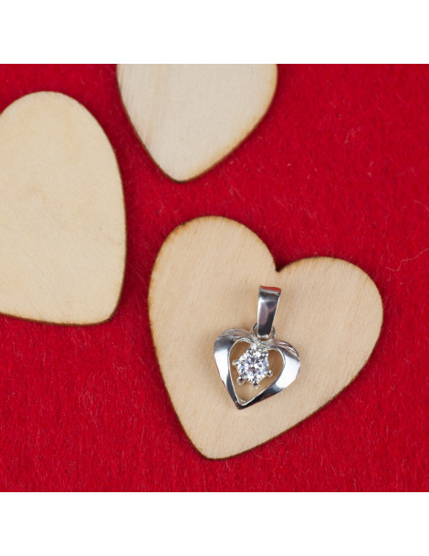 SREBRNY WISIOREK SERDUSZKO Z CYRKONIĄ PR. 925