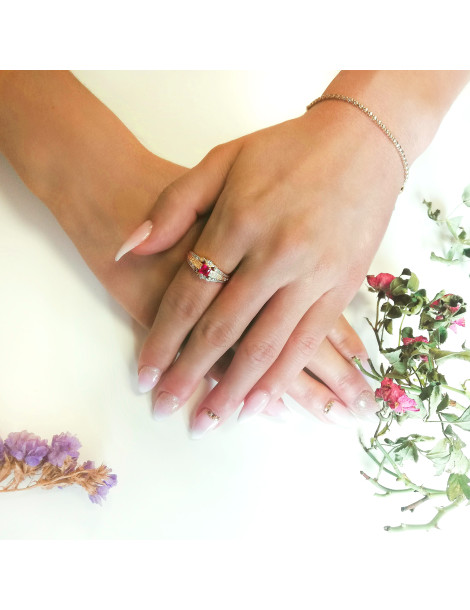 ZŁOTY PIERŚCIONEK WZÓR GRECKI Z RUBINEM PR. 585