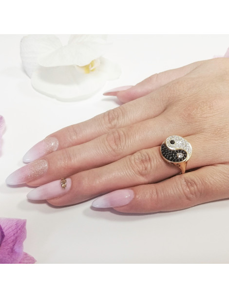 ZŁOTY PIERŚCIONEK TAI CHI - YIN YANG Z CZARNYMI CYRKONIAMI PR. 585