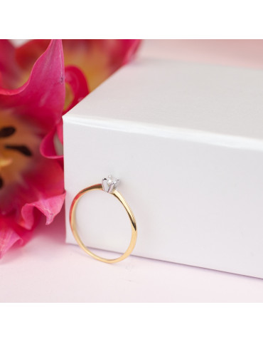 KLASYCZNY PIERŚCIONEK ZARĘCZYNOWY ZE ZŁOTA PR. 585 Z CYRKONIĄ