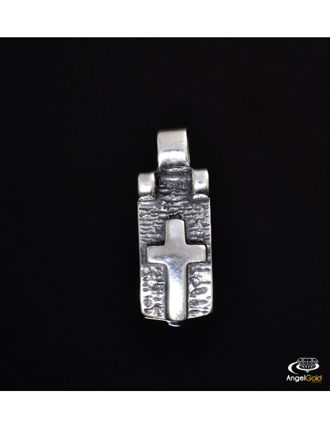 SREBRNY MEDALIK Z KRZYŻYKIEM PR. 925