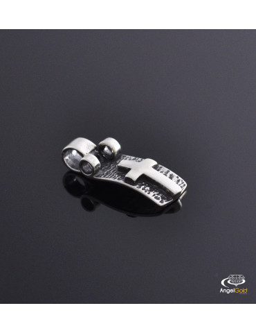 SREBRNY MEDALIK Z KRZYŻYKIEM PR. 925