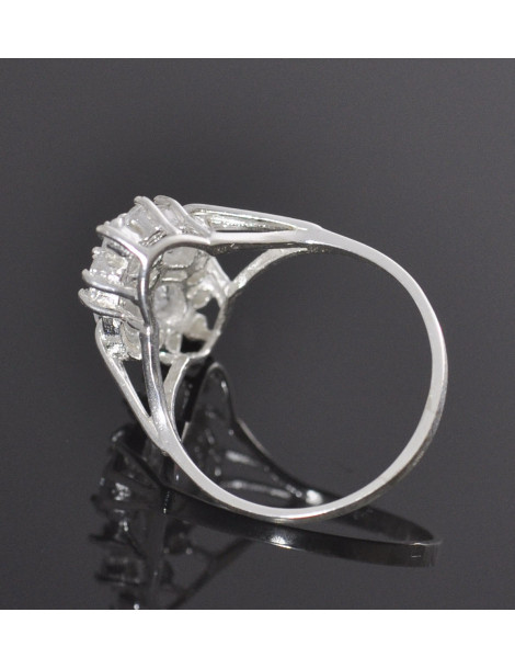 SREBRNY PIERŚCIONEK DUŻY KWIAT Z CYRKONIAMI PR. 925