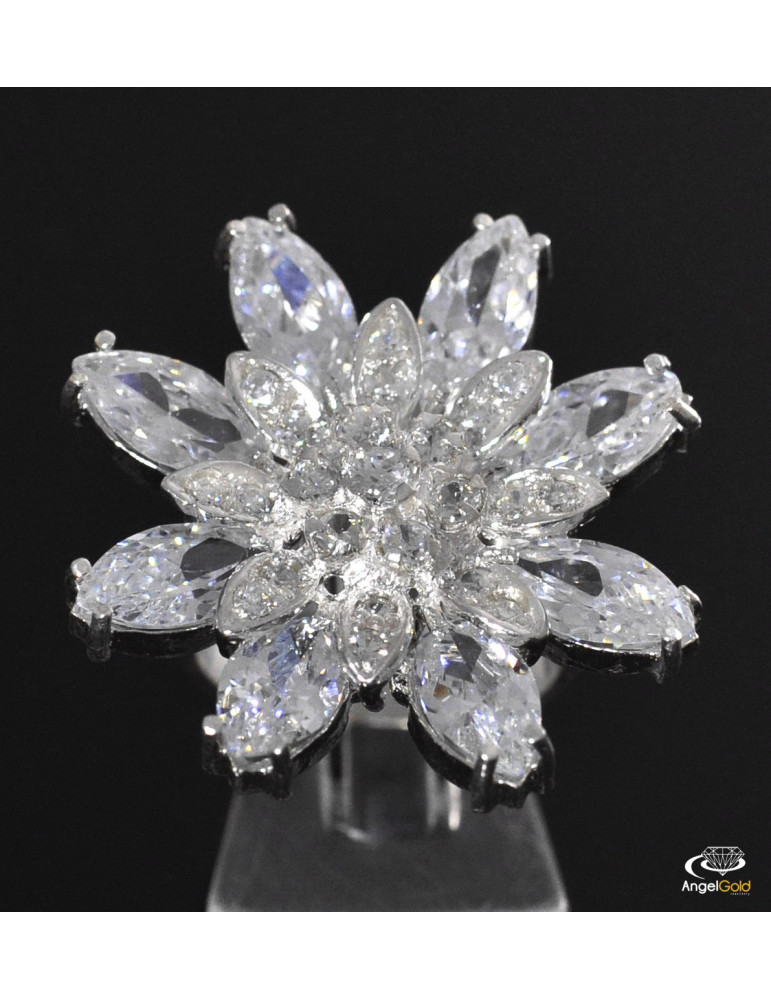 OKAZAŁY PIERŚCIONEK KWIAT Z CYRKONIAMI ZE SREBRA PRÓBY 925