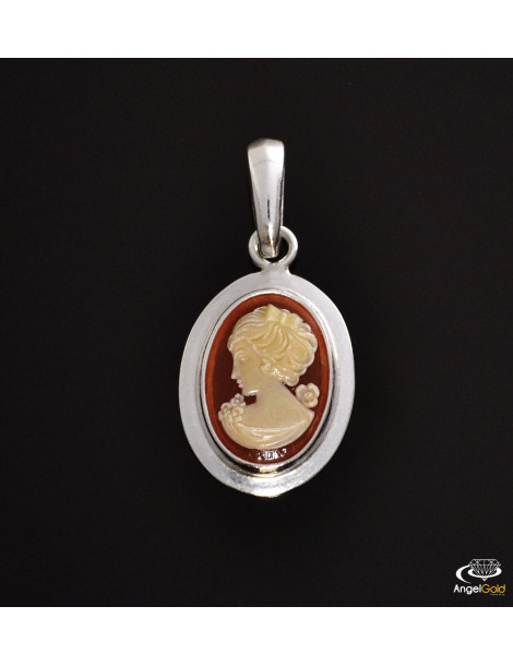 SREBRNY WISIOREK KAMEA Z DAMĄ PR. 925 ELEGANCKI