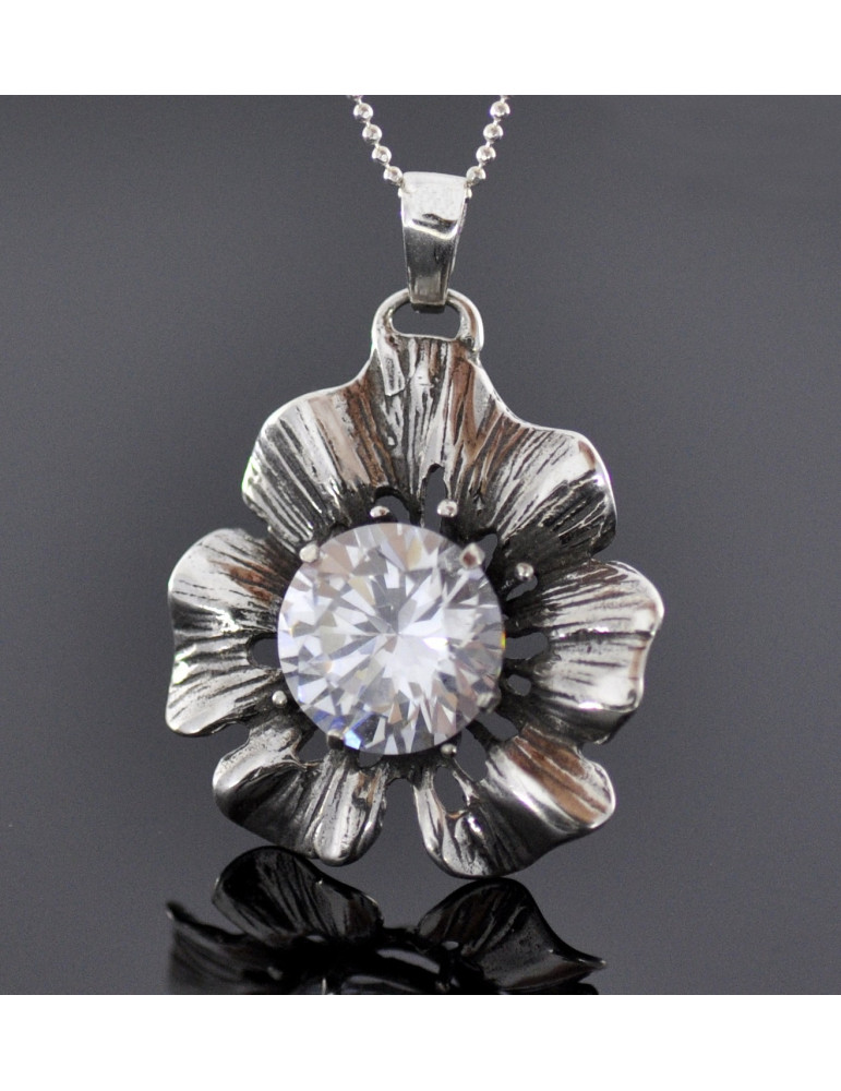 SREBRNY WISIOREK DUŻY KWIAT Z CYRKONIĄ PR. 925